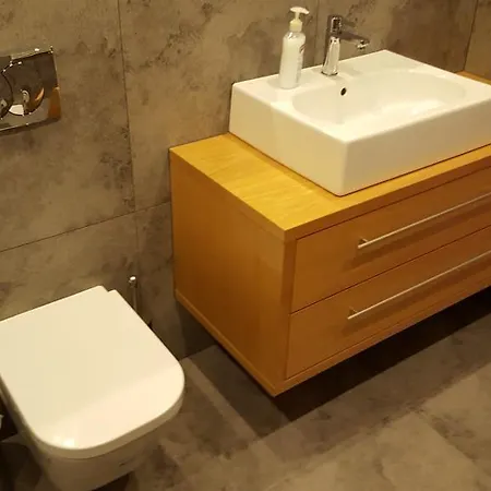 Locativus Kurkowa Wrocław